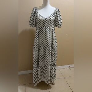 BaeVely Women’s 1X White/Black Floral Puff Sleeve Tiered Pocket Dress